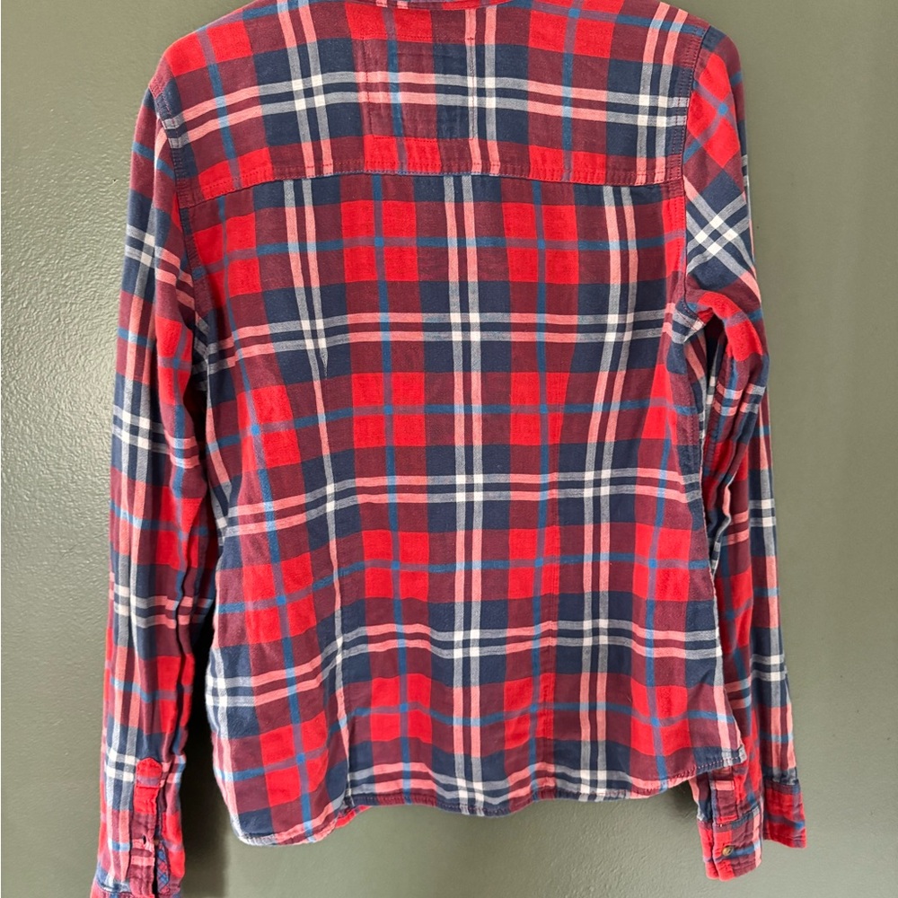 Abercrombie & Fitch Men's Red & Navy Plaid Flannel Shirt - Picture 4 of 4